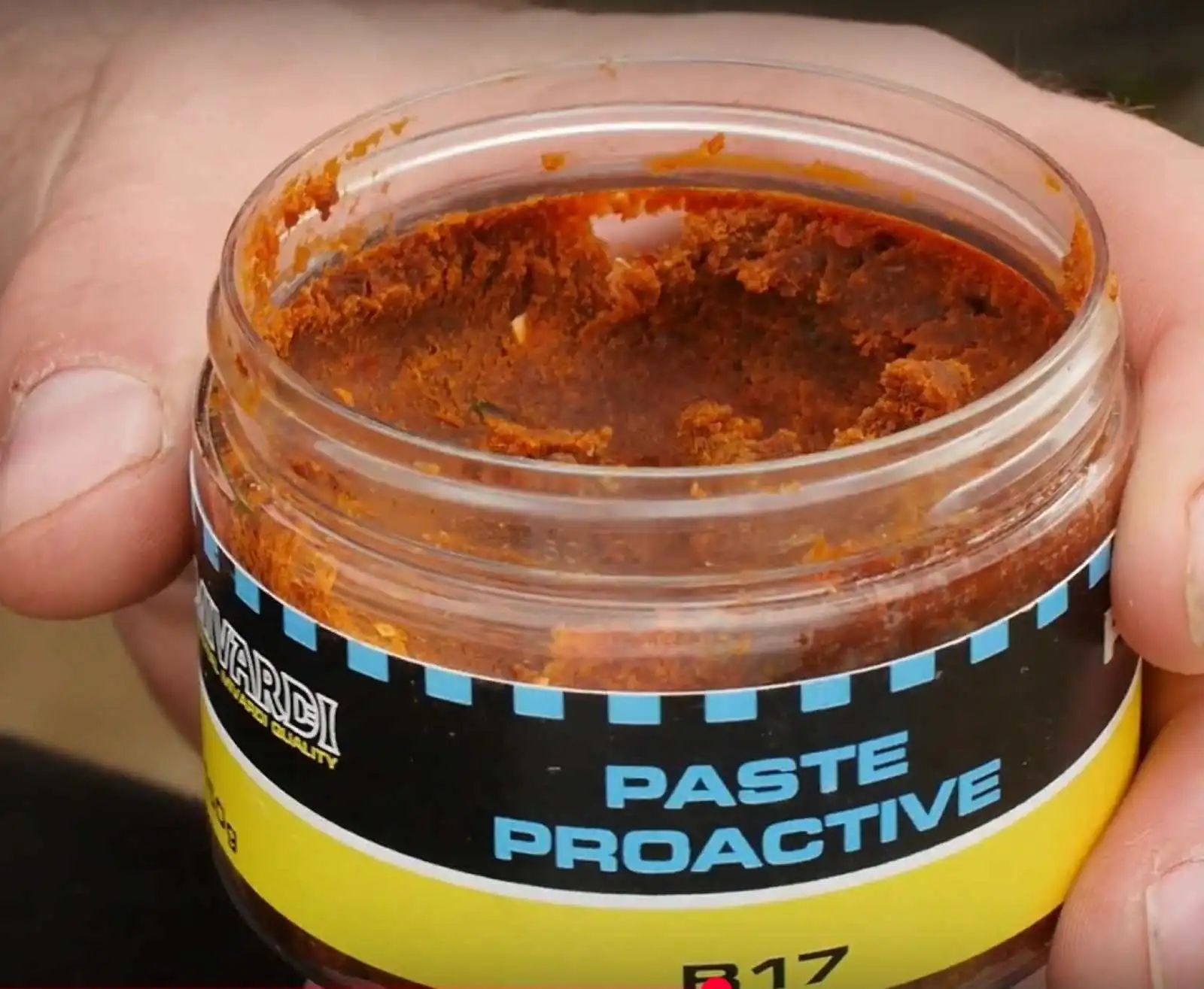 obalovací pasta