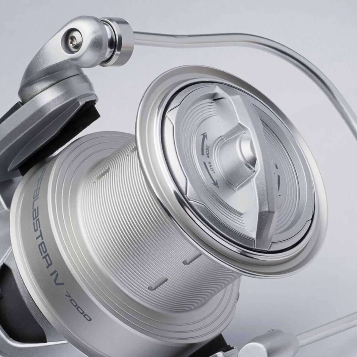 Naviják Surfblaster IV Long Cast Silver